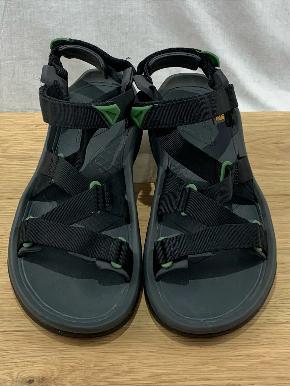 Teva Terra FI 5 men’s Size 11 Black Strappy Sport Sandals